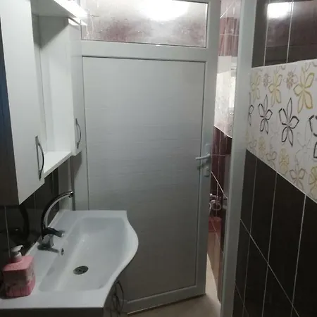 Hostel Turunc *