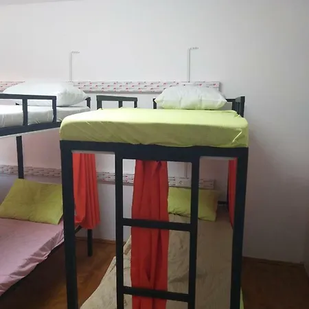 Turunc Hostel *